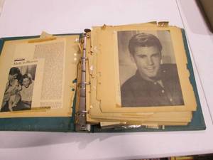 lot 115 image: Vintage Scrapbook collection of Ame...