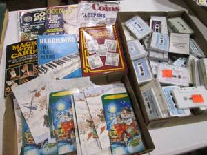 lot 117 image: Assortment of vintage coin magazine...