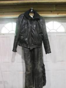 lot 151 image: Vintage Mens Leather motorcycle ja...