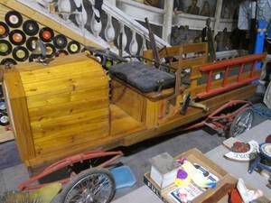 lot 9 image: Help Me Antique Model Firetruck in...
