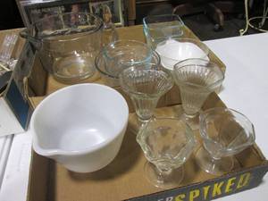 lot 172 image: Clear Depression glass Ice Cream cu...