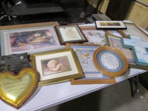 lot 185 image: Religious themed Framed Prints, Pra...