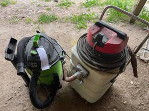 lot 617 image: 2 Shop Vacs, Newer green one used recently and doesnt have much suction