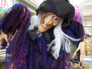 lot 47 image: Halloween Masks and Dcor...
