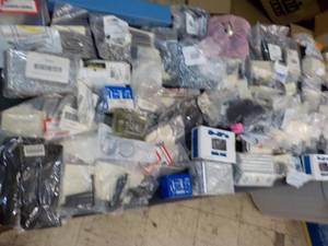 lot 55 image: Lot of Various Sizes, Screws and mi...