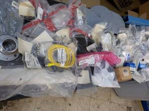 lot 56 image: Lot of Various Sizes Screws and Lot...
