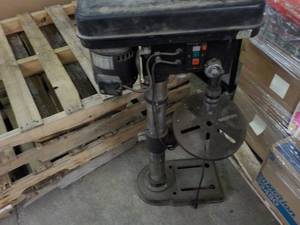 lot 73 image: Drill Press...