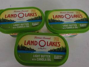 lot 120 image: 3 - 24 oz Frozen Land O Lakes Light...