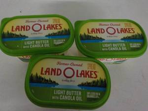 lot 122 image: 3 - 24 oz Frozen Land O Lakes Light...