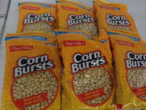 lot 138 image: 6 - 12oz Bags Malt O Meal Corn Burs...