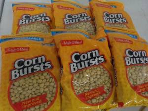 lot 139 image: 6 - 12oz Bags Malt O Meal Corn Burs...