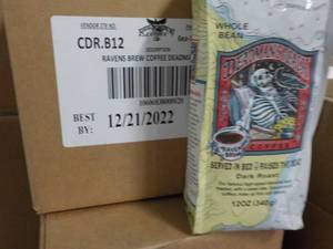 lot 151 image: 6 - 12 oz Bags Whole Bean Deadmans...