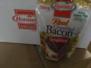 lot 162 image: 12 - 4.3 oz Bags Hormel Real Crumbl...