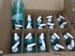 lot 233 image: Case of 20 - 16.9 oz Bottles We Cle...