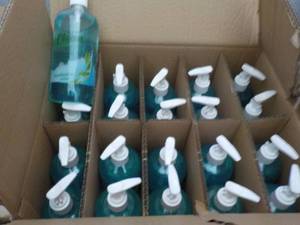 lot 234 image: Case of 20 - 16.9 oz Bottles We Cle...