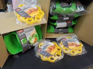 lot 262 image: 10 OXO Softworks Kitchen Products...