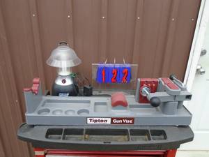 Tipton gun restvise. Looks nearly new. Coleman lantern with charger. Tested & works. As shown.