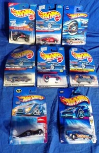 lot 9 image: Lot of 8 Hot Wheels Cars in Original Packaging