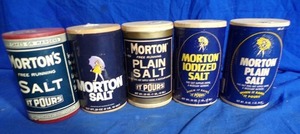 lot 27 image: Vintage Morton Salt Containers