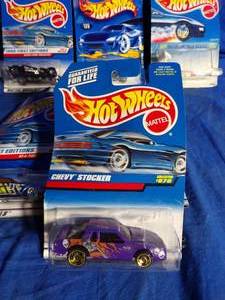 lot 33 image: Hot Wheels Lot of 8 cars (4 First Editions)