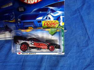 lot 69 image: Lot of 8 Miscellaneous Hot Wheels Cars in Original Packaging