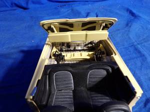 lot 71 image: Ford Thundebird Die Cast Model Car