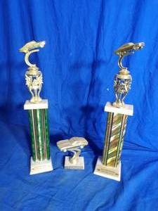 lot 77 image: Vintage Car Show Trophies