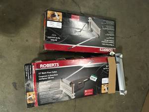 2 Lots of Tile Cutters   Customer Returns See Pictures