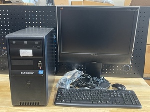 lot 11 image: 2013 Bytespeed 19 Desktop Computer