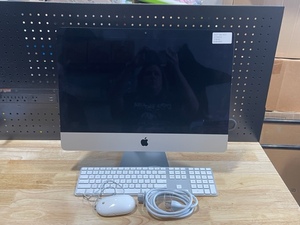 lot 16 image: Apple iMac 21.5 Desktop Computer Late 2012