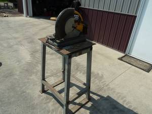 lot 22 image: Dewalt Chop Saw 14