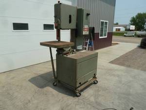 lot 36 image: Grob Band Saw