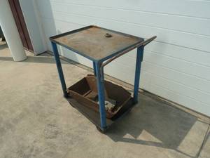 lot 42 image: Blue Roller Cart