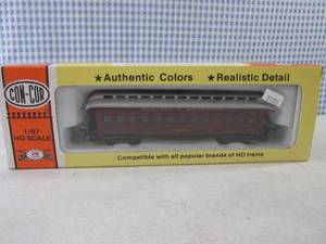 lot 21 image: (EC1) Con-Cor HO Scale Old Time Pas...