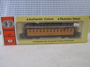 lot 23 image: (EC1) Con-Cor HO Scale Old Time Pas...