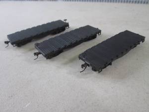 lot 59 image: (EC1) 3 HO Scale Train Cars...