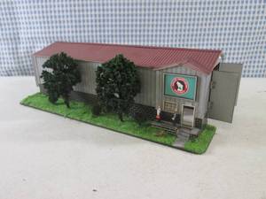 lot 69 image: (EC1) Lightup Train Set Building - ...