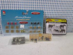 lot 109 image: (EC1) Assorted Miniature People, An...