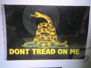 lot 144 image: (EC1) 2 ft x 3 ft Gadsden Dont Tre...