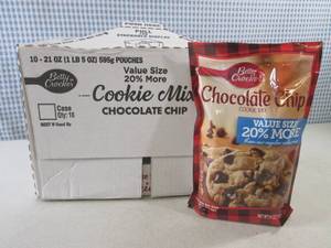 lot 149 image: (B-2) Case of 10 Pouches Chocolate ...