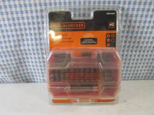 lot 167 image: (H-2) Black & Decker 42pc Screwdriv...
