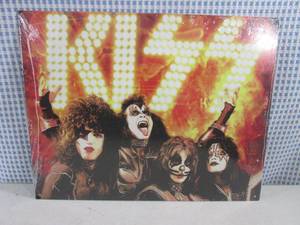 lot 179 image: (FS) Kiss Tin Sign 16 x 12 12 - ...