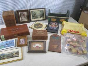 lot 252 image: (EW4) Vintage Wood PlaySkool Toy an...