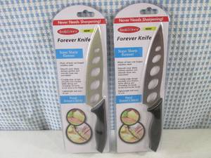 lot 257 image: (H-2) 2 Forever Knives - Stays Shar...