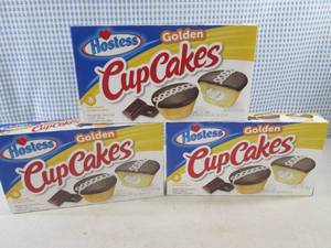 lot 284 image: (B-1) 3 Boxes Hostess Golden Cup Ca...