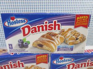 lot 285 image: (B-1) 3 Boxes Hostess Blueberry & C...