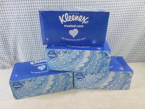 lot 319 image: (CSB) 4 Boxes Kleenex Facial Tissue...