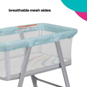 lot 23 image: Cosco Sleep Away Bassinet