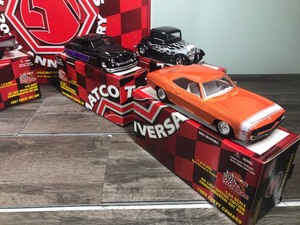 lot 336 image: 1999 Racing Champions  Matco Tools 20th Anniversary Special Commemorative 6 Car Hot Rod Collection 124 scale die cast