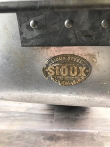 lot 379 image: Vintage Steel Metal Nail Bin - Ex Large - Sioux Steel Products